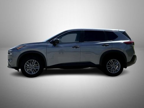 Used 2023 Nissan Rogue S AWD/4WD image 8