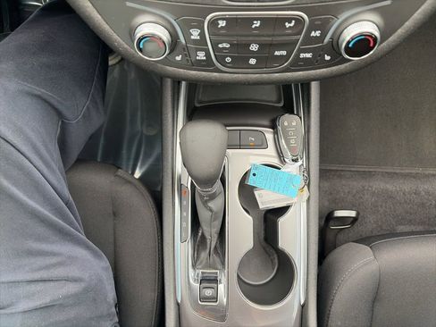 Used 2025 Chevrolet Malibu LT image 18