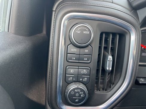 Used 2021 Chevrolet Silverado 1500 High Country image 27