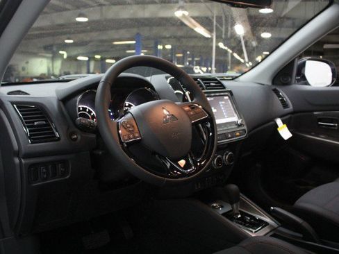 New 2026 Mitsubishi Outlander Sport SE AWD/4WD image 5