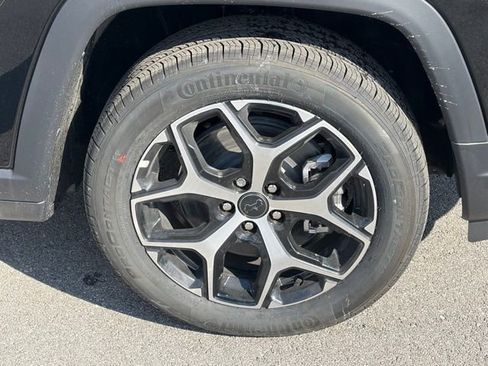 New 2026 Jeep Compass Limited image 11