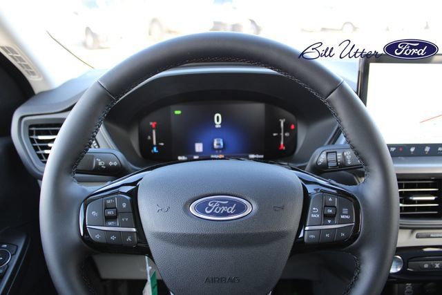 New 2025 Ford Escape SE FWD image 15