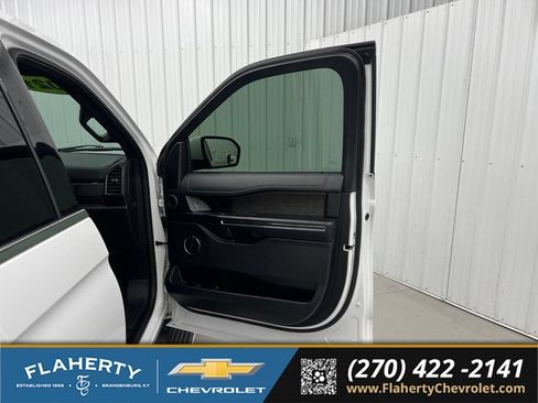 Used 2021 Ford Expedition Max Limited AWD/4WD image 14