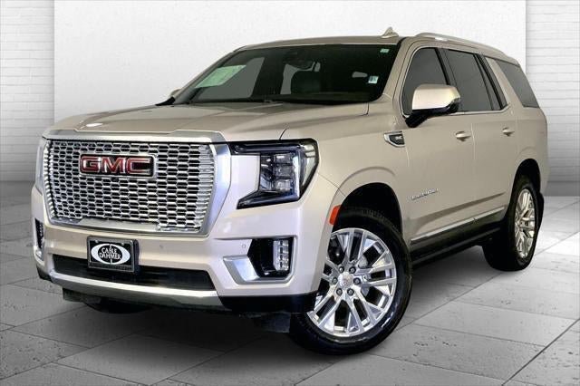 Used 2021 GMC Yukon Denali w/ Denali Premium Package AWD/4WD image 13