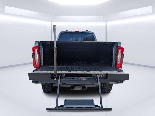 Used 2024 Ford F250 Lariat w/ Lariat Ultimate Package AWD/4WD image 15