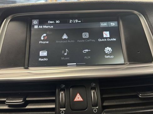 Used 2020 Kia Optima SE image 18