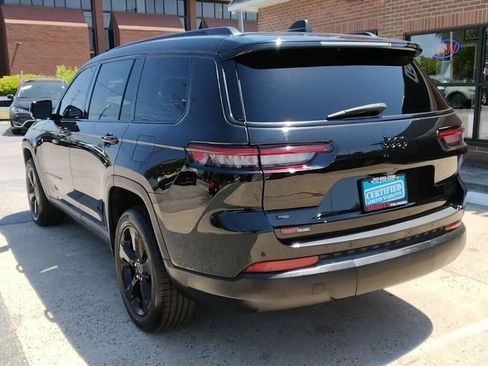 Used 2023 Jeep Grand Cherokee L Laredo RWD image 2