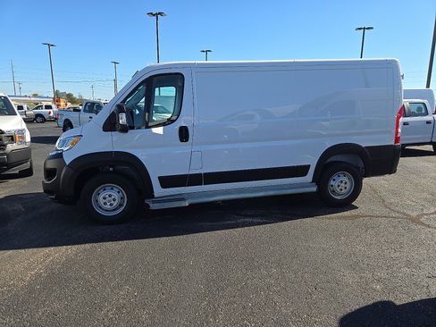 Used 2023 RAM ProMaster 2500 image 2