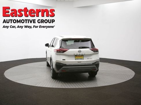 Used 2022 Nissan Rogue SV image 62