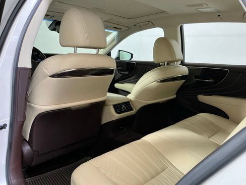 Used 2019 Lexus LS 500 w/ Interior Upgrade Package RWD image 25