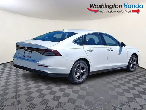 Certified 2023 Honda Accord EX image 6