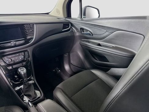 Used 2022 Buick Encore Preferred w/ Safety Package FWD image 21