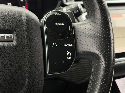 Used 2018 Land Rover Range Rover Velar S image 17