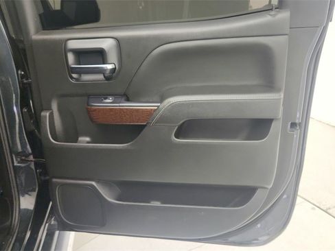 Used 2018 GMC Sierra 1500 SLT image 35