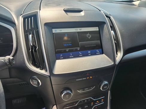 Used 2019 Ford Edge SEL w/ Equipment Group 201A FWD image 16