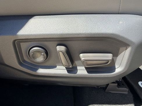 Used 2023 Toyota Tundra SR5 image 29