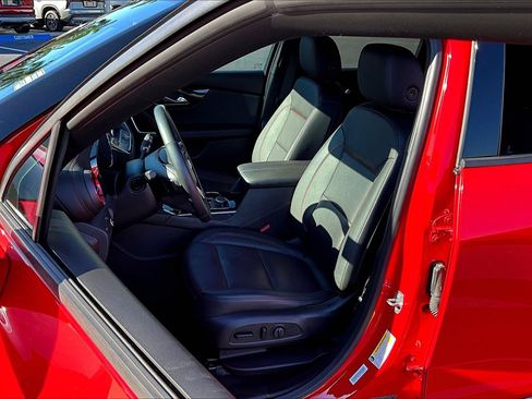 Used 2020 Chevrolet Blazer RS w/ LPO, Sport Package image 16