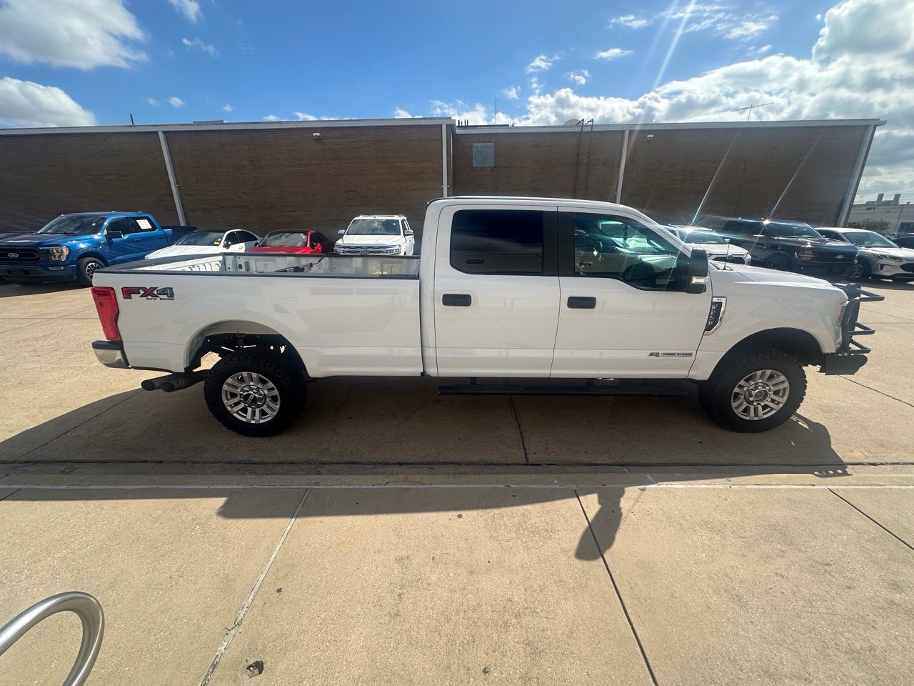 Used 2018 Ford F250 XL w/ Power Equipment Group AWD/4WD image 2