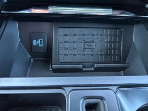 Used 2023 Ford F150 Lariat w/ Equipment Group 502A High AWD/4WD image 25