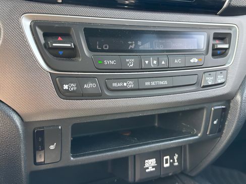 Certified 2021 Honda Ridgeline RTL image 17