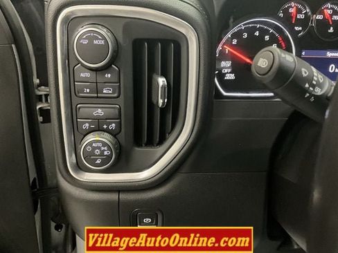 Used 2021 Chevrolet Silverado 1500 LT w/ Safety Package II AWD/4WD image 19