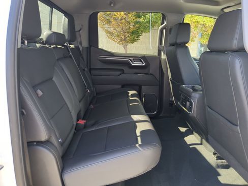 Certified 2024 Chevrolet Silverado 1500 LTZ image 24