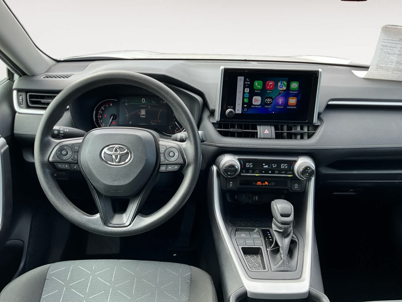 Used 2025 Toyota RAV4 XLE FWD image 13