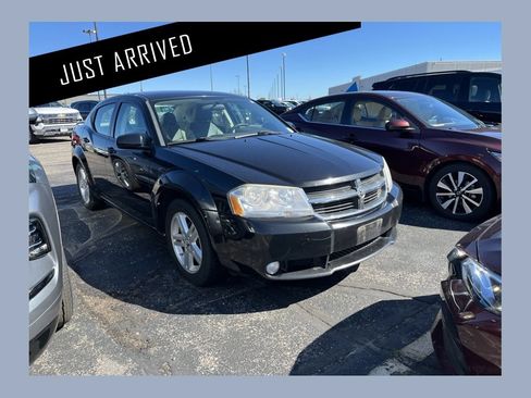 Used 2010 Dodge Avenger R/T FWD image 1
