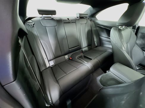 Used 2024 BMW M240i Coupe image 28