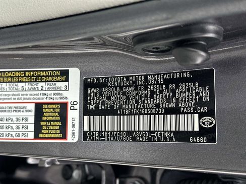 Used 2016 Toyota Camry XLE image 32