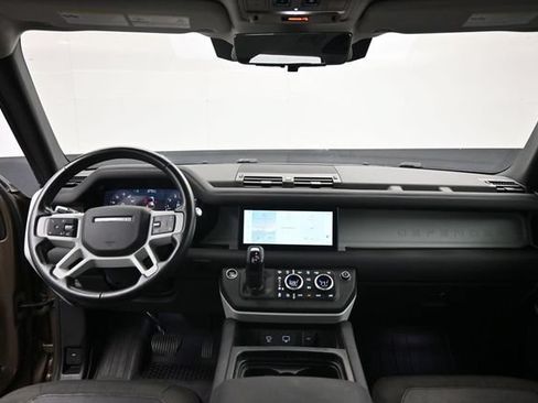 Used 2020 Land Rover Defender 110 SE AWD/4WD image 26