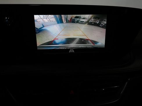Used 2024 Buick Encore GX Preferred AWD/4WD image 18