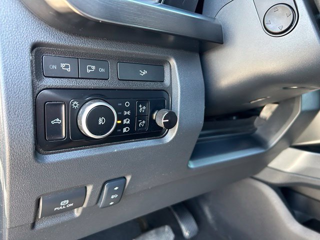 Used 2024 Ford F350 Lariat w/ Lariat Ultimate Package AWD/4WD image 28
