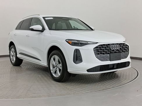 New 2025 Audi Q5 Premium image 7