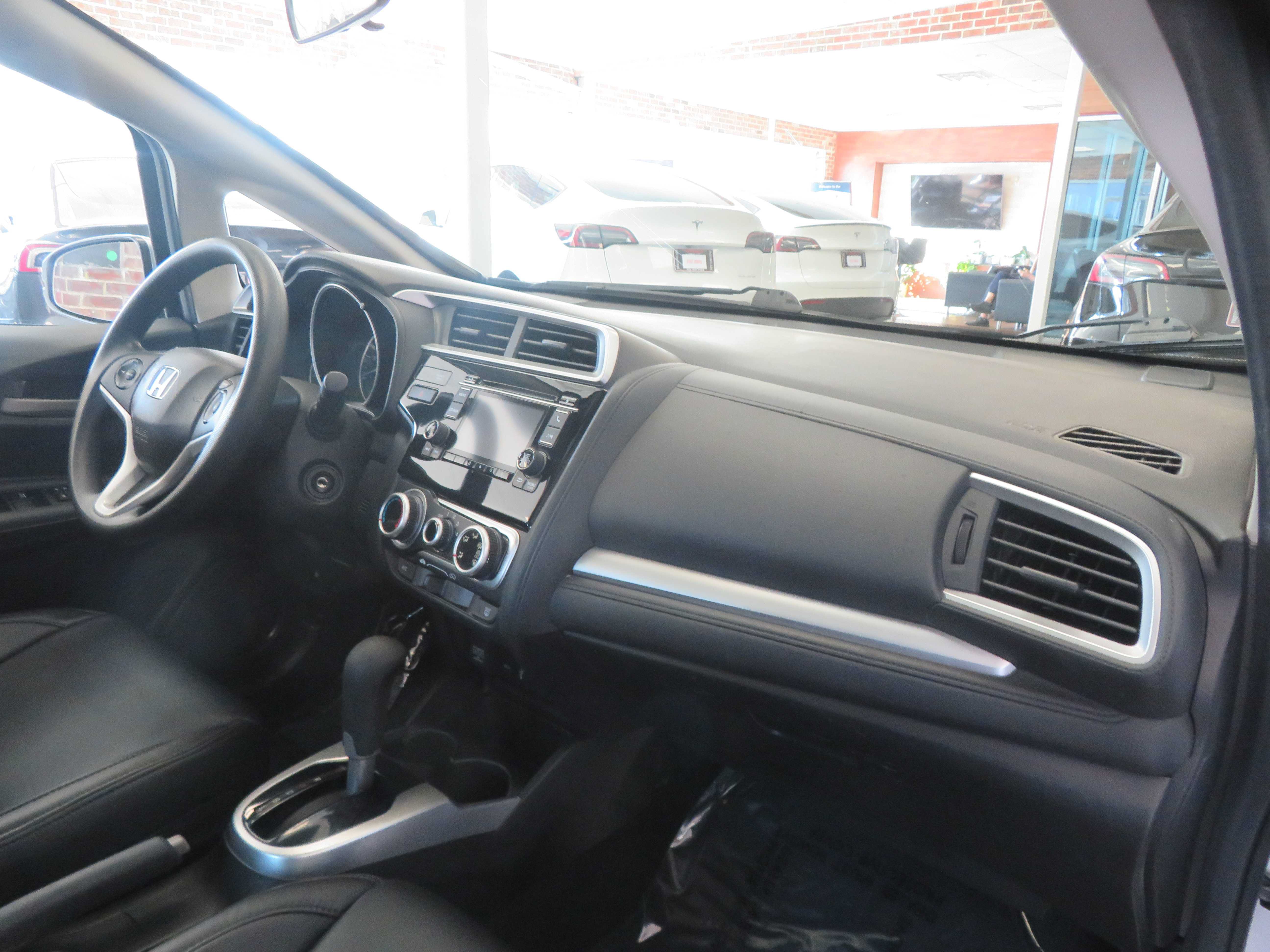 Used 2016 Honda Fit LX image 28