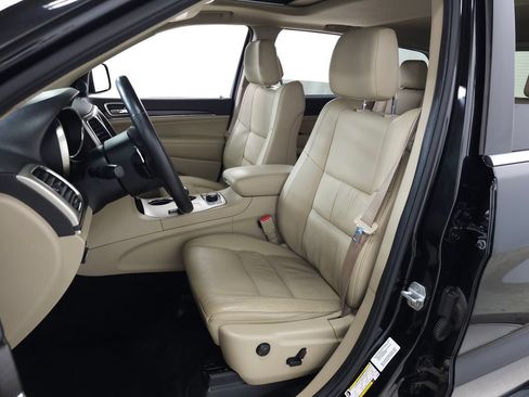 Used 2014 Jeep Grand Cherokee Limited AWD/4WD image 12