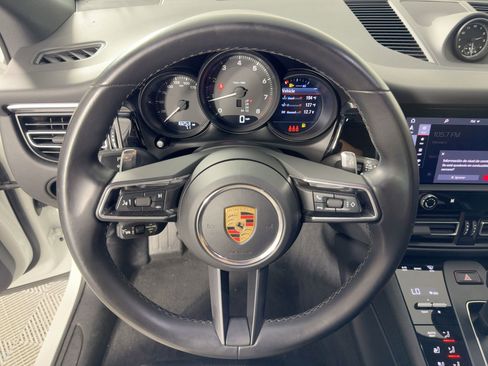 Certified 2024 Porsche Macan image 19