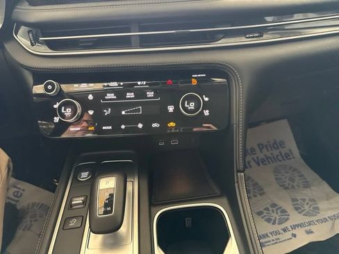 Used 2025 INFINITI QX60 Luxe w/ Vision Package AWD/4WD image 16