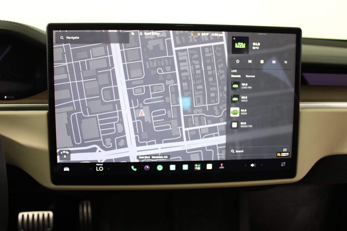 Used 2023 Tesla Model S Standard Range AWD/4WD image 12