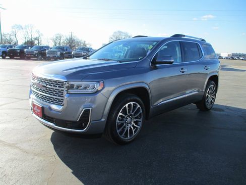 Used 2021 GMC Acadia Denali w/ Denali Ultimate Package image 10