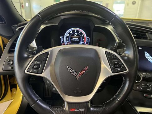 Used 2017 Chevrolet Corvette Z06 RWD image 16