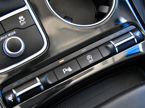 Used 2019 Kia Stinger RWD image 29