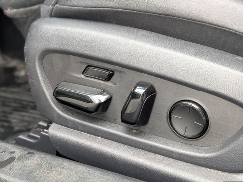 Used 2019 Lexus ES 350 Luxury image 44