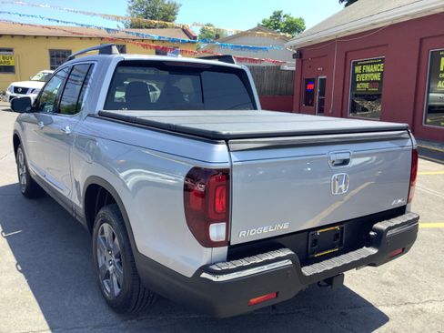 Used 2020 Honda Ridgeline RTL-E image 5