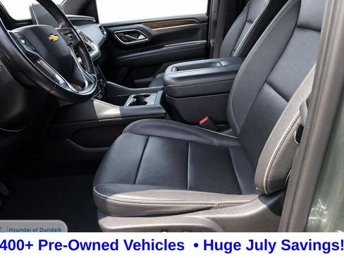Used 2023 Chevrolet Suburban Premier AWD/4WD image 10
