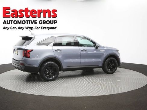 Used 2023 Kia Sorento LX AWD/4WD image 41