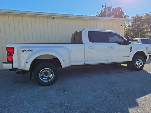 Used 2017 Ford F350 Platinum w/ Platinum Ultimate Package image 8