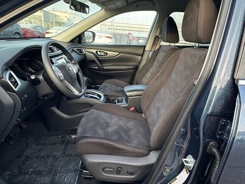 Used 2015 Nissan Rogue SV w/ SV Premium Package image 24