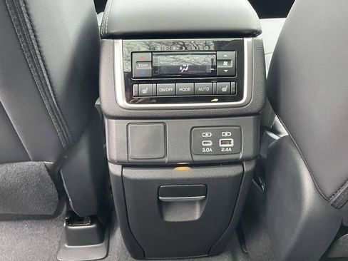 New 2026 Subaru Ascent Limited image 14
