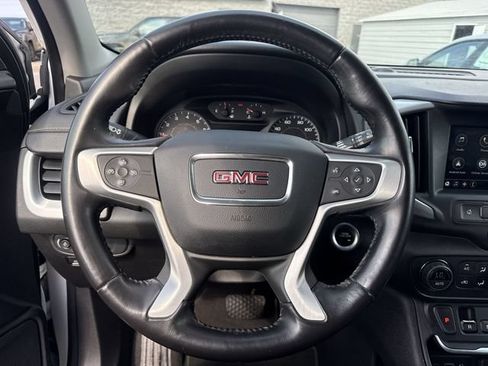 Used 2018 GMC Terrain SLE w/ Driver Convenience Package FWD image 17